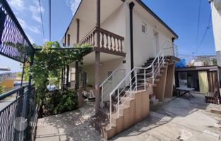 4-bedroom house 175 m² in Sutomore for 273,000 €