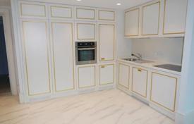 Stylish Residence at Valuable Complex in Sisli for $294,000