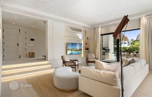 4-bedroom villa 334 m² in Marbella for 3,650,000 €