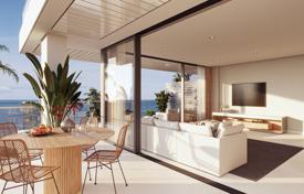 Spacious apartment right on the beach in Denia, Alicante, Spain for 750,000 €