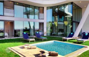 Two-storey villa with a pool and sea views in Bodrum, Turkiye for 120,774,000 TRY