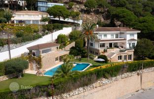 6-bedroom villa 539 m² in Cabrils for 1,950,000 €