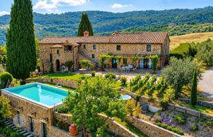 6-bedroom villa 638 m² in Montecatini Val di Cecina for 1,900,000 €