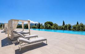 3-bedroom penthouse 160 m² in Nice. Price on request