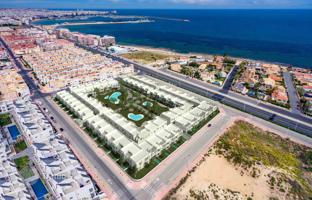 2-bedroom townhouse 108 m² in Torrevieja for 365,000 €