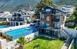 5-bedroom villa 270 m² in Fethiye for 55,306,000 TRY