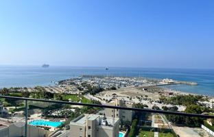 2-bedroom apartment 112 m² in Pareklisia for 2,400,000 €