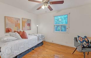 9-bedroom townhouse in Lisgar Street for C$2,019,000