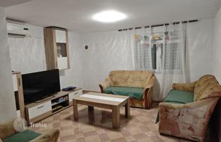 2-bedroom house 184 m² in Ražanac for 160,000 €