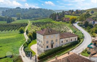 8-bedroom villa in Asti for 1,690,000 €