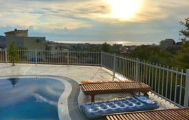 Villa with a panoramic view of the sea and the city, Bar for 446,000 €