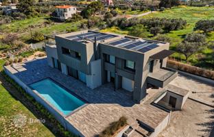 Luxury residence with panoramic view of the sea and the castle of ancient Corinth, Peloponnese, Greece for 1,150,000 €