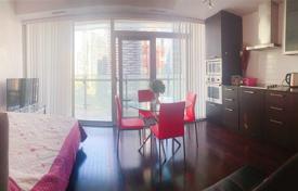 Apartment – York Street, Old Toronto, Toronto,  Ontario,   Canada for C$770,000