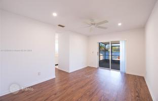 3-bedroom house 148 m² in Pembroke Pines for $549,000