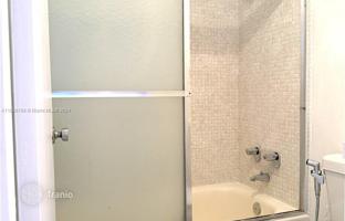 Condo 42 m² in Surfside for $350,000