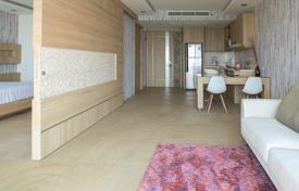 Apartment – Pattaya, Chonburi, Thailand for $232,000