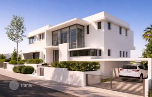 5-bedroom villa in Coral Bay for 1,820,000 €