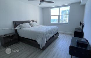 1-bedroom apartments in condo 69 m² in South Ocean Drive for $495,000