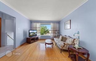 12-bedroom house in North York for C$1,547,000