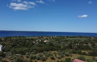 Land plot 620 m² in Peroj for 315,000 €