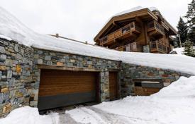 Spacious chalet with a terrace, Courchevel, France for 7,500 € per week