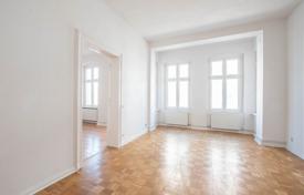 Comfortable two-room apartment with a balcony in Friedrichshain, Berlin, Germany for 341,000 €