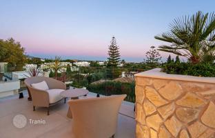 5-bedroom villa 913 m² in Benahavis for 4,995,000 €
