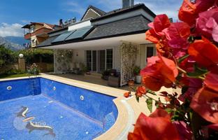 6-bedroom villa 300 m² in Kemer for 66,778,000 TRY