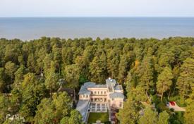 We offer for rent an exclusive villa in Jurmala, in the dune zone, on the 1st line from the sea in Jurmala. Price on request