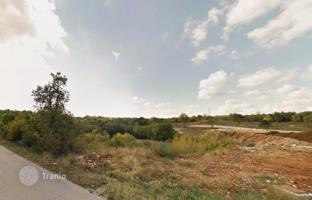 Land plot 12,287 m² in Barban for 123,000 €