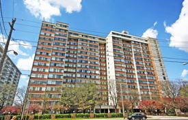 Apartment – Bathurst Street, Toronto, Ontario,  Canada for C$1,088,000