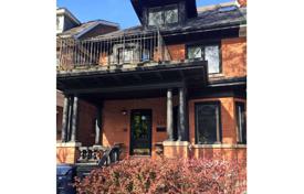 Terraced house – Markham Street, Old Toronto, Toronto,  Ontario,   Canada for C$2,172,000