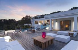 Secluded furnished villa with a private garden, a swimming pool and an outdoor terrace, Ibiza, Spain for 17,600 € per week