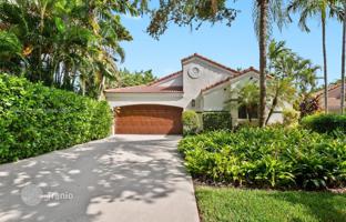3-bedroom house 221 m² in Weston for $870,000