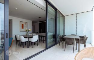 2-bedroom apartment 109 m² in Mouttagiaka for 1,500,000 €