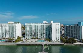 Condo – West Avenue, Miami Beach, Florida,  USA for $365,000