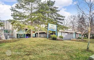 6-bedroom apartment in North York for C$961,000