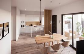 Three-bedroom apartment in a small exclusive residence, Hondón de las Nieves for 205,000 €