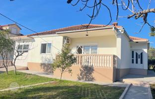4-bedroom villa 118 m² in Tivat city for 400,000 €