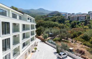 Apartment 26 m² in Budva for 98,000 €