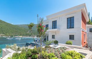 3-bedroom villa 288 m² in Luštica for 3,800,000 €