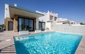 Cottage with a swimming pool near the sea, Campoamor, Spain for 700,000 €
