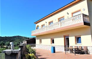 Sunny villa with a terrace near the beach, Lloret de Mar, Spain for 312,000 €