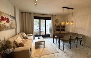 Three-level townhouse with access to a swimming pool and parking in Riviera del Sol, Malaga, Spain for 650,000 €