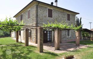 Land plot 1,561 m² in Monteverdi Marittimo for 790,000 €