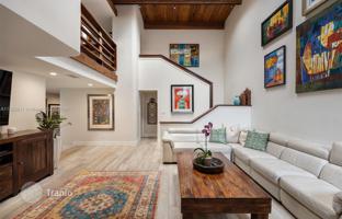 2-bedroom house 225 m² in Miami for $2,700,000