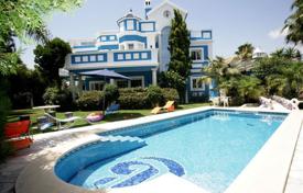 Exclusive three-level villa 300 m from the beach, Marbella, Costa del Sol, Spain for $5,100 per week Exclusive three-level villa 300 m from the beach, Marbella, Costa del Sol, Spain for $5,100 per week