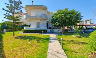 Two-storey house with a garden 300 m from the sea, Vrahati, Corinthia, Greece for 285,000 €