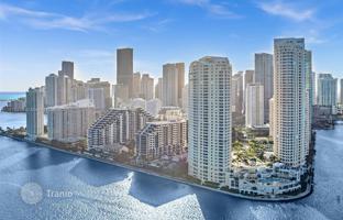 2-bedroom apartments in condo 157 m² in Miami for $1,300,000
