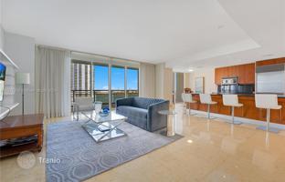 2-bedroom apartments in condo 166 m² in Miami for $2,100,000